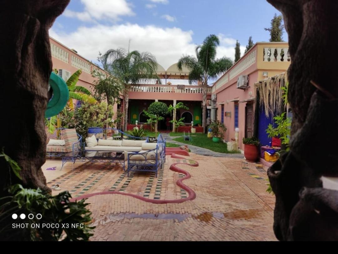 Auberge Kasbah Darla Tahannaout Eksteriør bilde